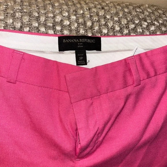 Banana Republic cropped pants - size 2 - Picture 2 of 2